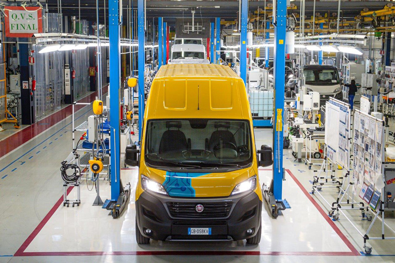 Fiat E-Ducato in DHL Express branding